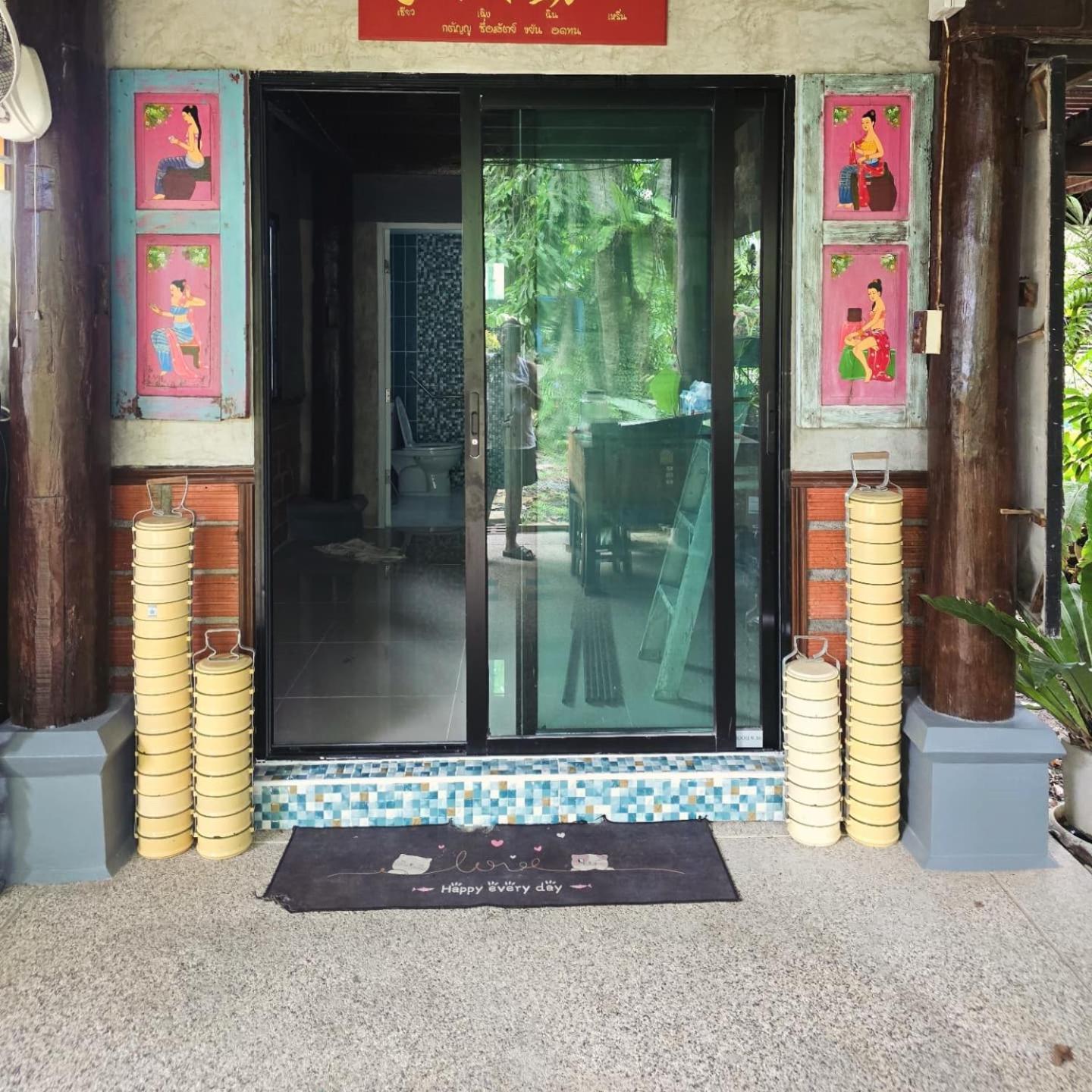 Marin' S Home Thalang Bilik gambar